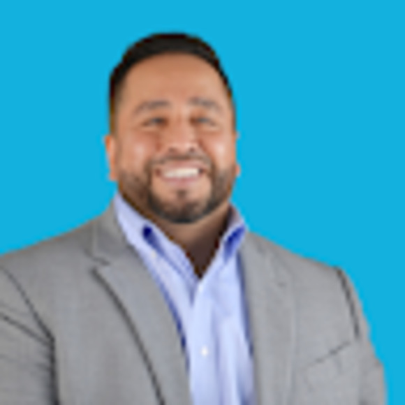 Meet your Posher, Javier - Picture 1 of 1